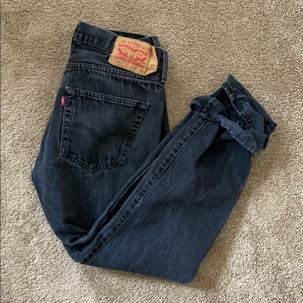 VINTAGE BLACK LEVIS 501